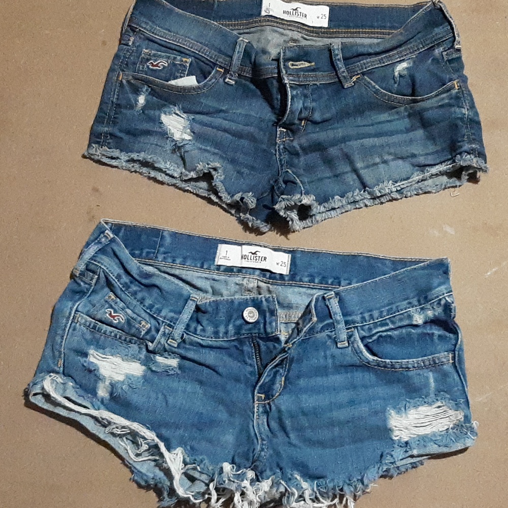2✌ pairs of shorts from Hollister